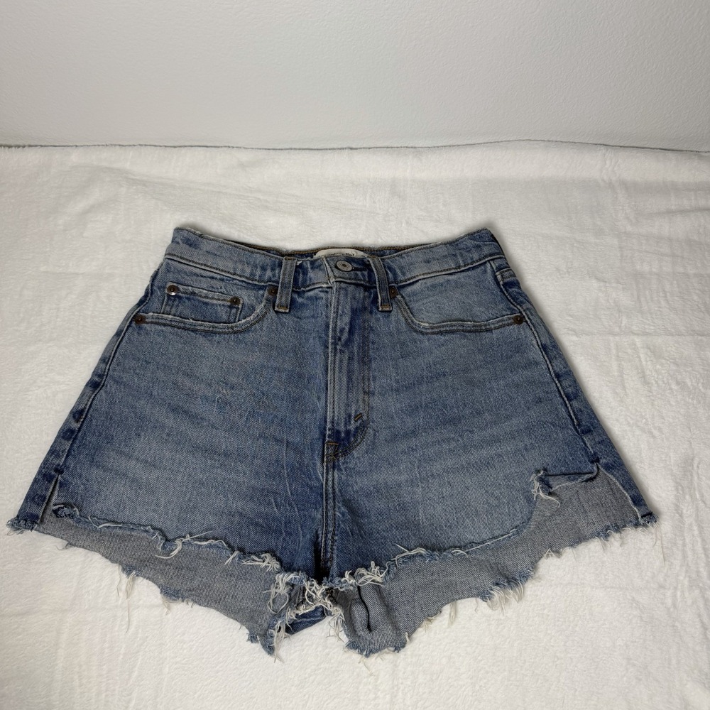 Abercrombie & Fitch Women's Blue Denim Shorts High Rise Size 25/0 Raw Hem